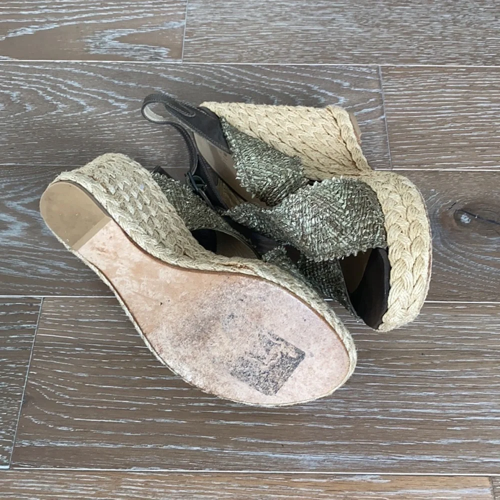 Stuart Weitzman Wrinkle Raff Wedge Sandal | 9.5